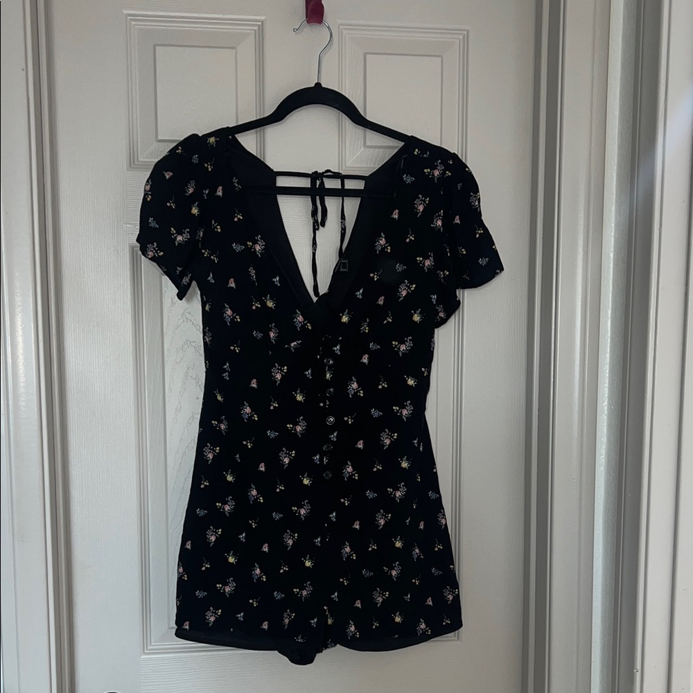 Forever 21 Black Floral Blouse